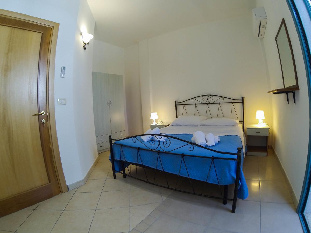 Rooms & Apartments La Spiaggia - Gallipoli Dış mekan fotoğraf